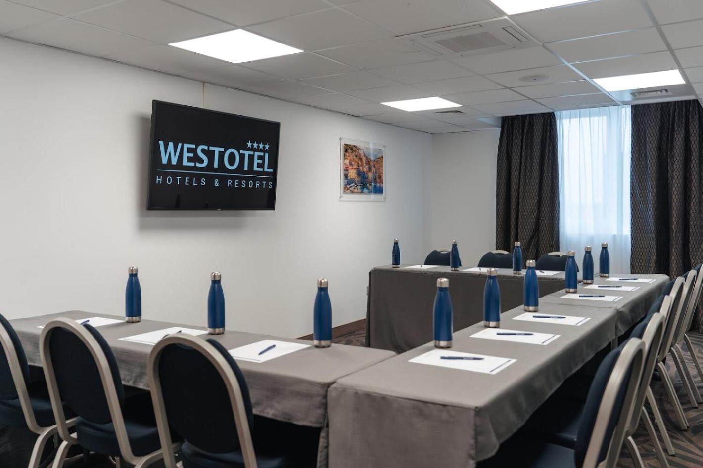Westotel Taverny - Paris Val-D'Oise Dış mekan fotoğraf